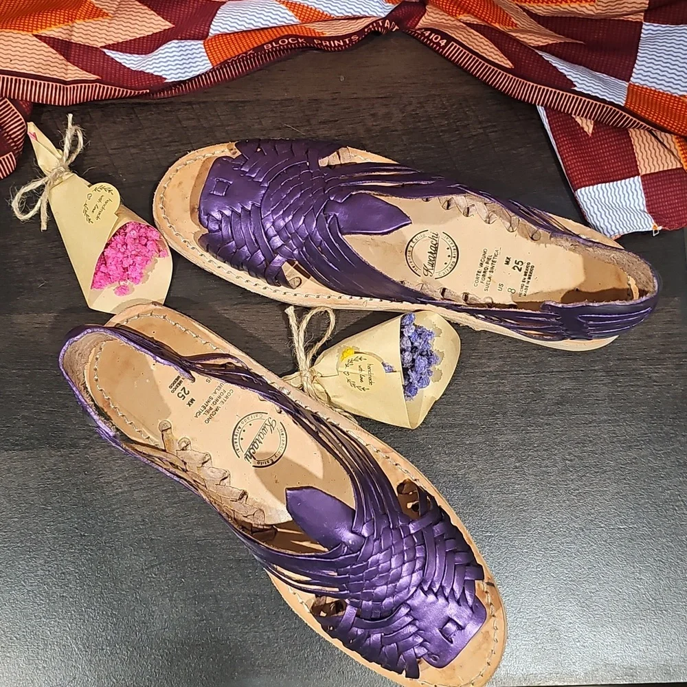 Purple Leather Ladies Shoes Size 8 New, Has'nt Been Worn - Picture 4 of 8